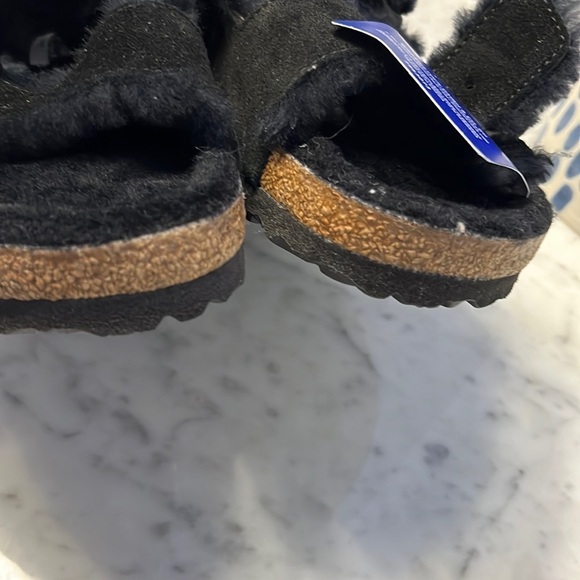 NWT Birkenstock Arizona Shearling Suede Leather Mountain View Black 11 Arizona Shearling Suede Leather in Color Black | BIRKENSTOCK US main image 2